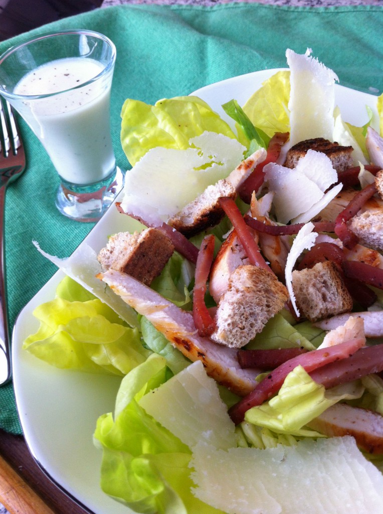 La mia Caesar salad con salsa allo yogurt - Mi dai la ricetta?